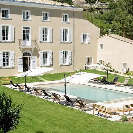 Aparthotel Chateau De L'insolas *