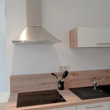 Chateau De L'insolas Hotel apartamentowy 4*