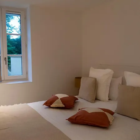 Chateau De L'insolas 4*