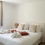 Chateau De L'insolas 4*