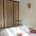 Aparthotel Chateau De L'insolas 4*