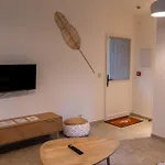 Aparthotel Chateau De L'insolas Villeneuve-lès-Avignon