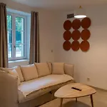 Chateau De L'insolas 4*