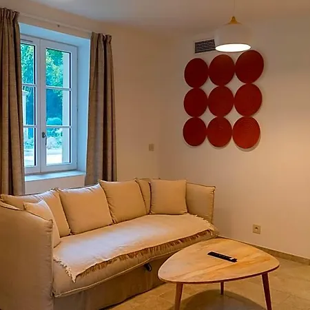 Chateau De L'insolas Aparthotel 4*